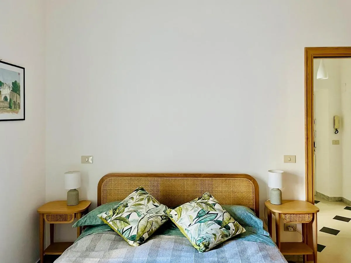 The Design Pasta Apartment Rom