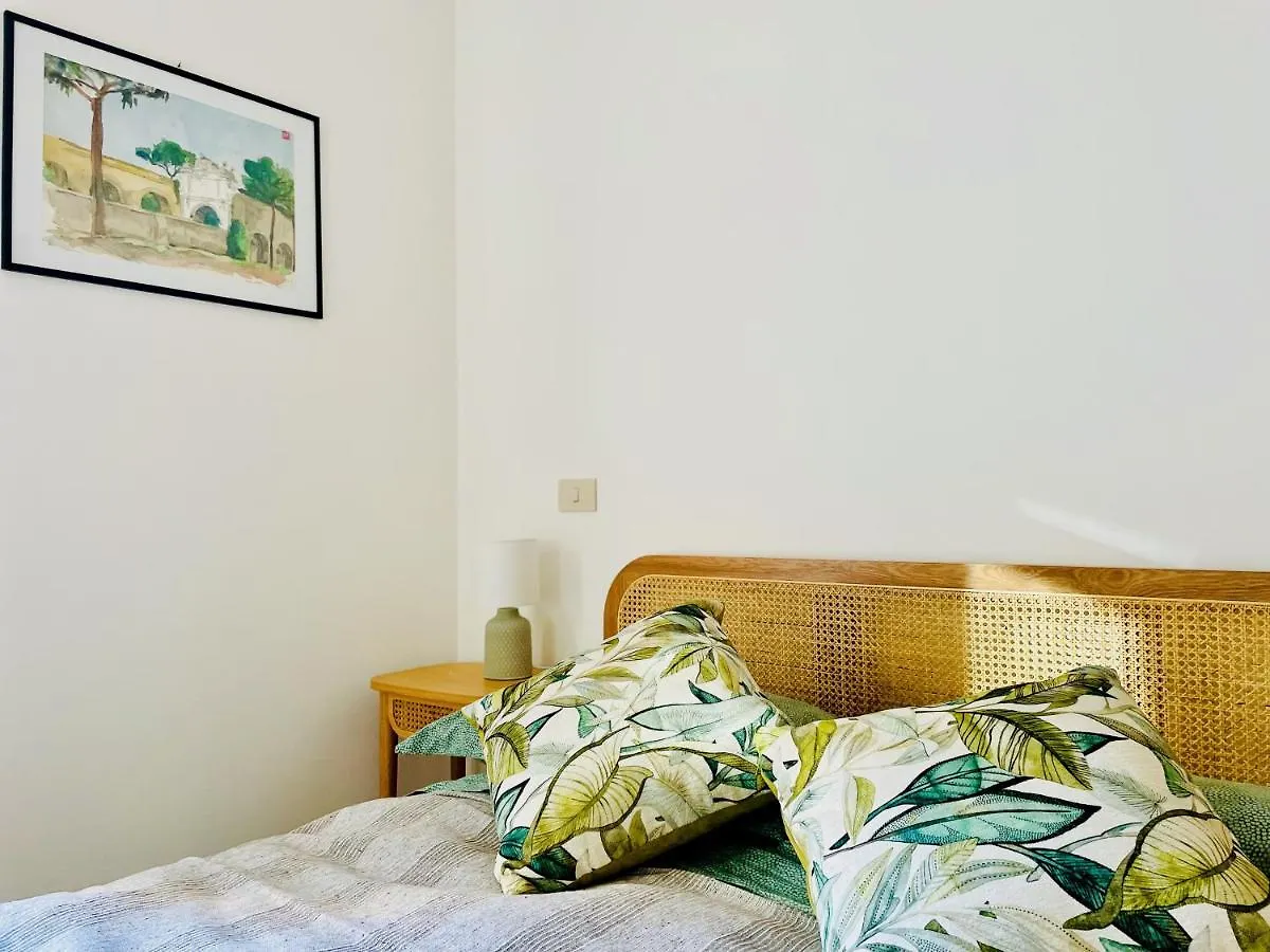 The Design Pasta Apartment Rom